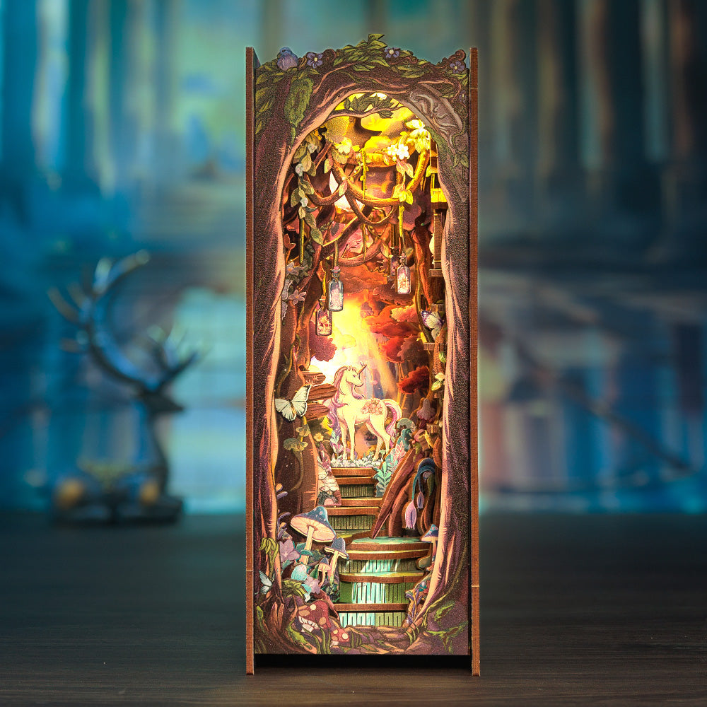 Book Nook: The Enchanted Forest - 3D Wooden Miniature - DIY Fantasy Puzzle for Shelf Decoration - Vintage Puzzle
