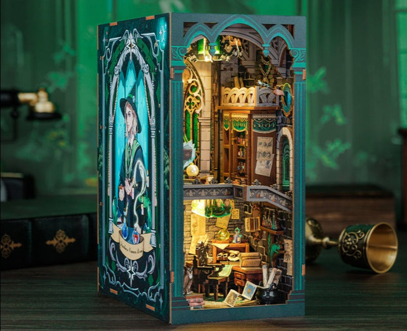 Magic Laboratory - Book nook: ADVANCED level