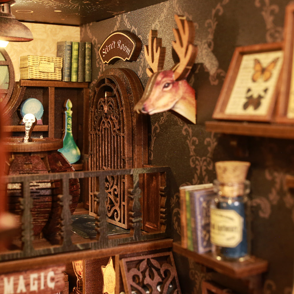 Magical Laboratory - Book Nook