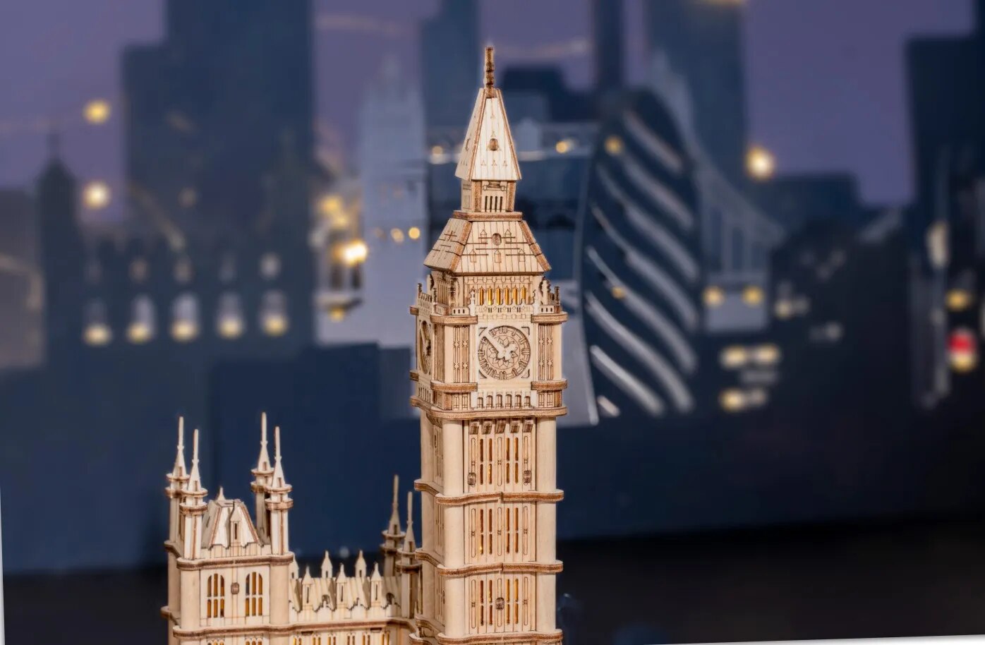 Eiffel Tower - Circus Wooden Puzzle - 3D PUZZLE