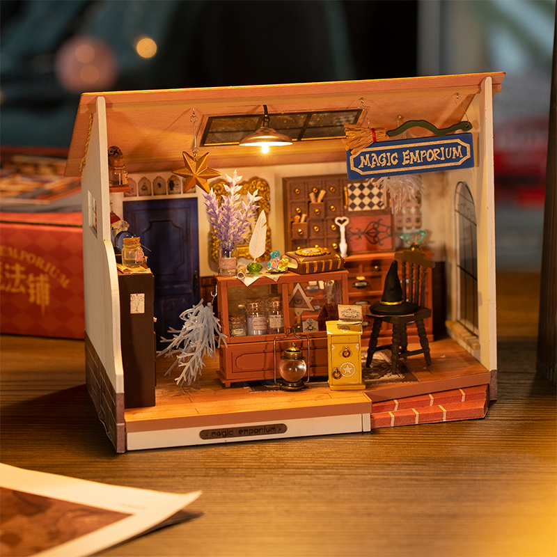 Magic Shop - Book Nook CIRCUS - Miniature World: Advanced Level