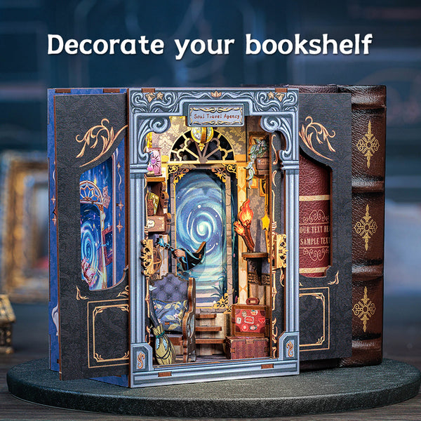 Book Nook: The Magic Door - Book Nook XL