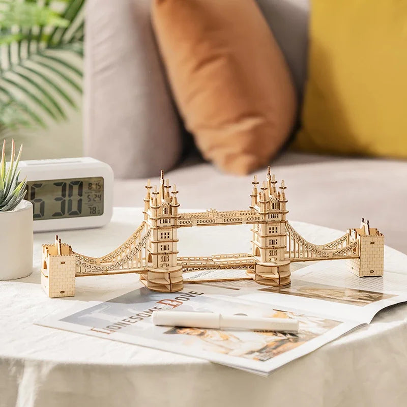 Eiffel Tower - Circus Wooden Puzzle - 3D PUZZLE