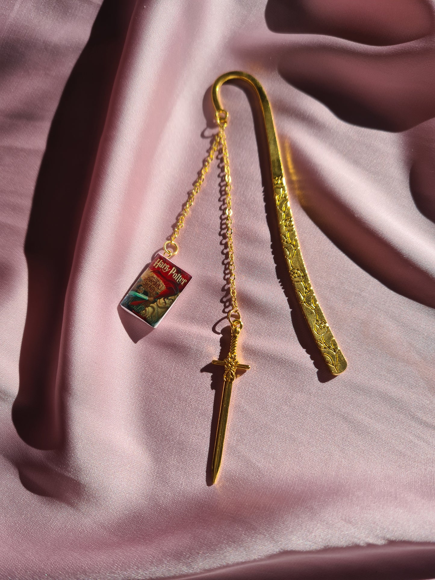 Book Earrings (Personalized) - Custom Handmade Jewelry - BookLovers Collection: Circus X Blay