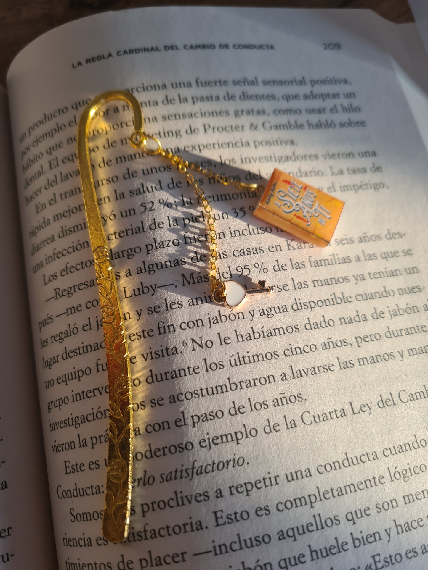 Marcapáginas Charm + Mini Libro (personalizado)