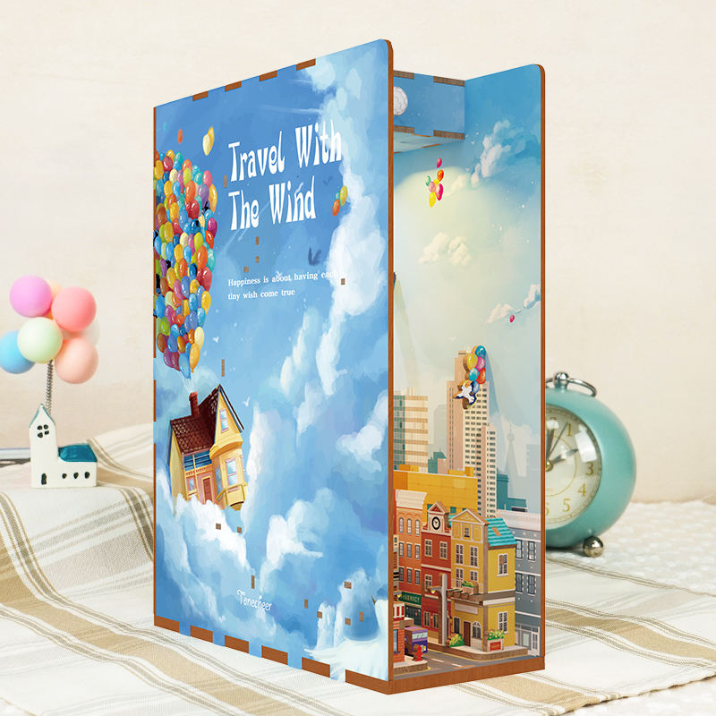 Up! - Book Nook CIRCUS