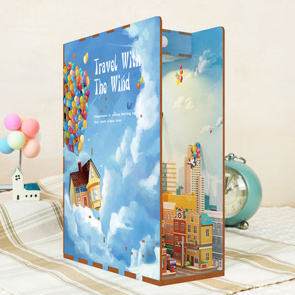 Up! - Book Nook CIRCUS