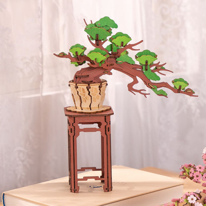 Evergreen Pine Bonsai - Flores de madera