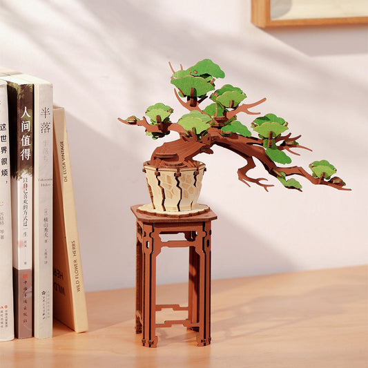Evergreen Pine Bonsai - Flores de madera