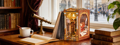 Alice in Wonderland - Book Nook